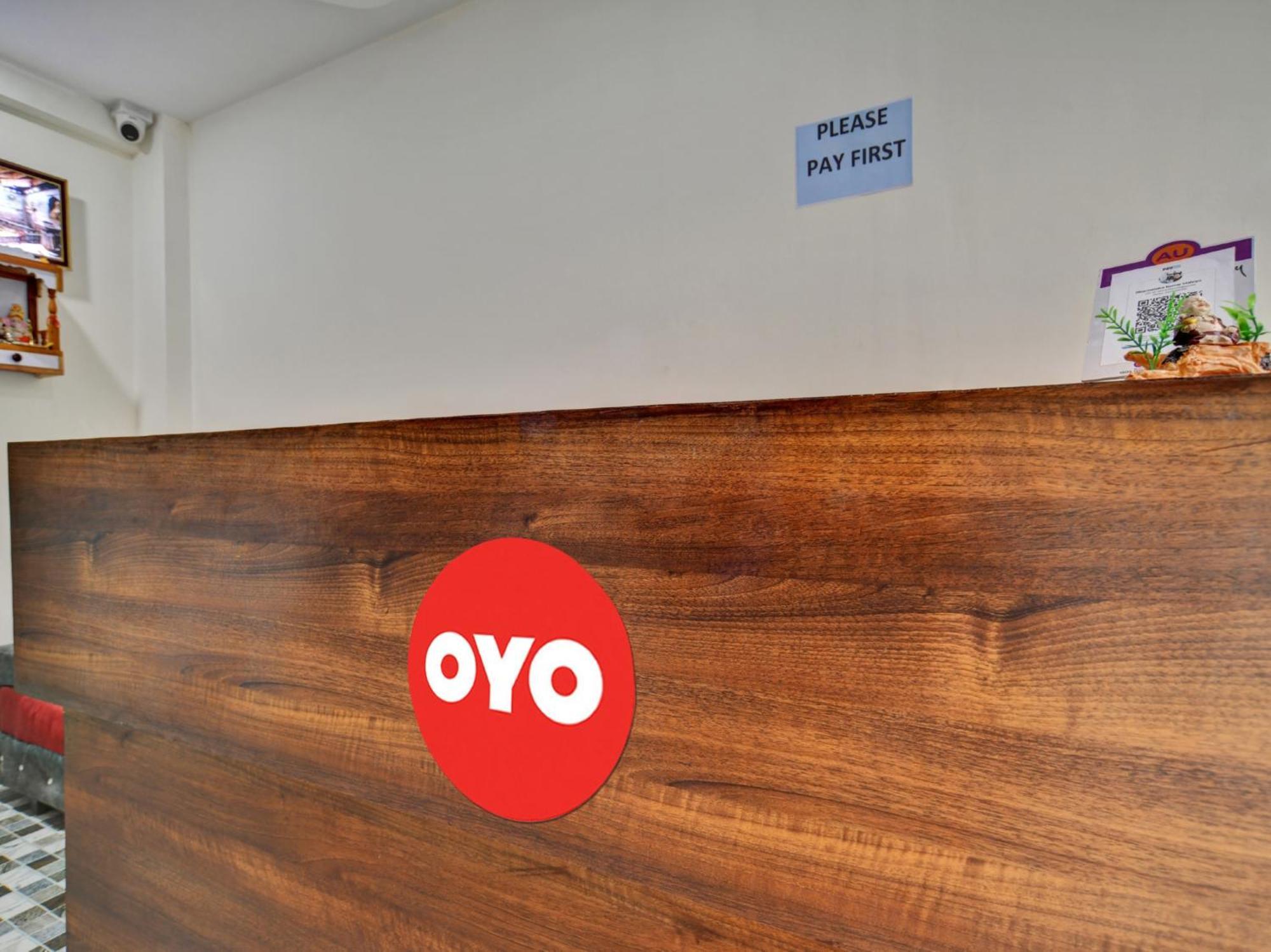 Oyo Hotel Dr Greens Indore Exterior photo
